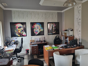 Photo n°20 de David Beziat Peinture en Batiment à Saint-Juéry (Peintre en bâtiment)