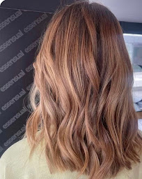 Photo n°14 de Essensual - coiffeur Bordeaux à Bordeaux (Salon de coiffure)