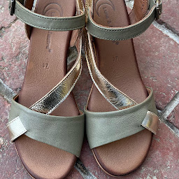 Photo n°28 de Les chaussures d’Alex à Saint-Valery-en-Caux (Magasin de chaussures)