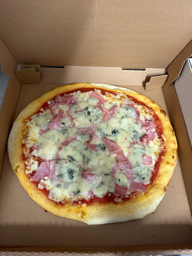 Photo 5 - Pizza World