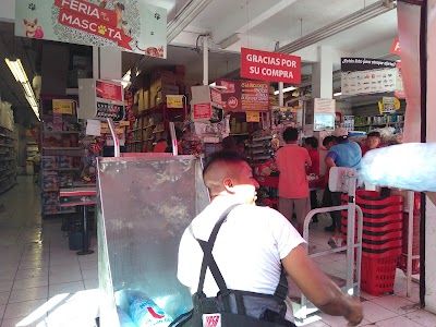 Photos of Super Ak&iacute; Av. Centenario