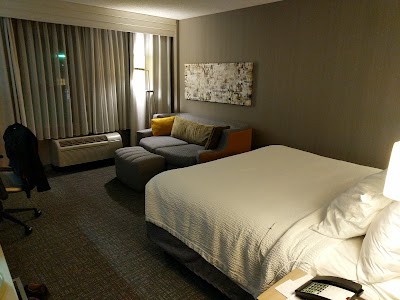 Photos of Courtyard by Marriott Los Angeles Pasadena/Old Town