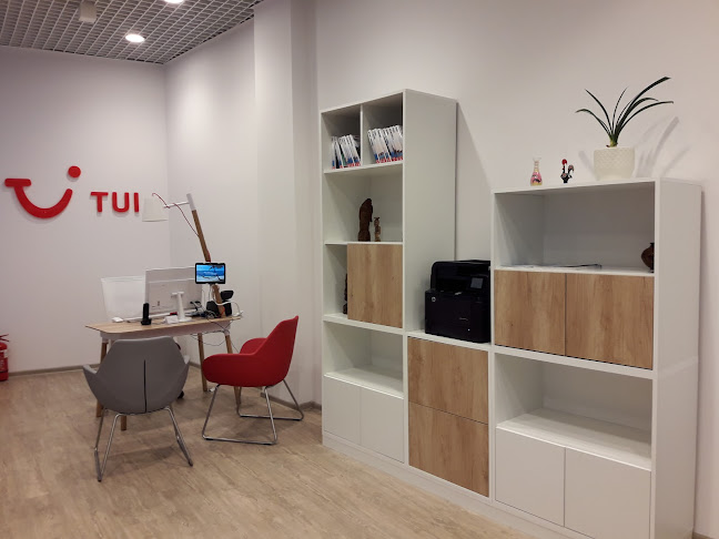 http://www.tui.pl/kontakt/biura-tui/warszawa/al-jerozolimskie-148-ch-reduta-tui-ch-reduta/574