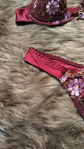 Ghazal Lingerie - Tienda de electrodomésticos