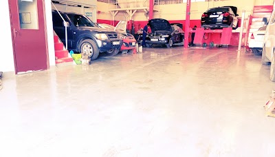 Photos of BALQIS THRONE GARAGE