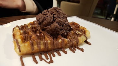 Photos of Wafflemeister- Galleria Mall