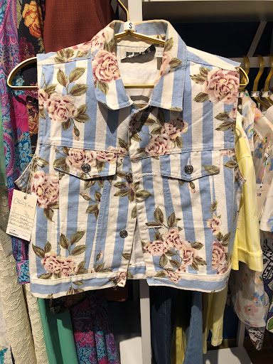 The Classic Kitten Vintage Fashion Gallery - United States
