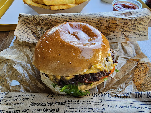 Golt'z Burger - Thumbnail