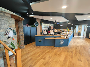 Photo n°15 de Signal - Toiles et décors à Saint-Nauphary (Décorateur d'intérieur)