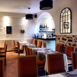 Photo n°50 de Les Jardins de l'Orangeraie à Roquebrune-sur-Argens (Restaurant méditerranéen)