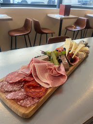 Photo n°30 de Brasserie Le Balzac à Paris (Restaurant végétarien)