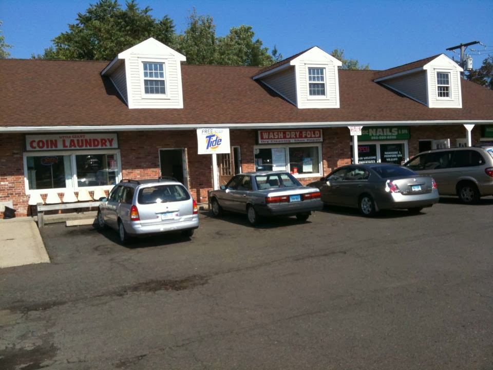 Little Giant Laundry laundromat interior in New Haven, CT