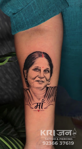 A meaningful mother portrait tattoo created with detailed shading and fine finishing. ❤️ A specia… post image