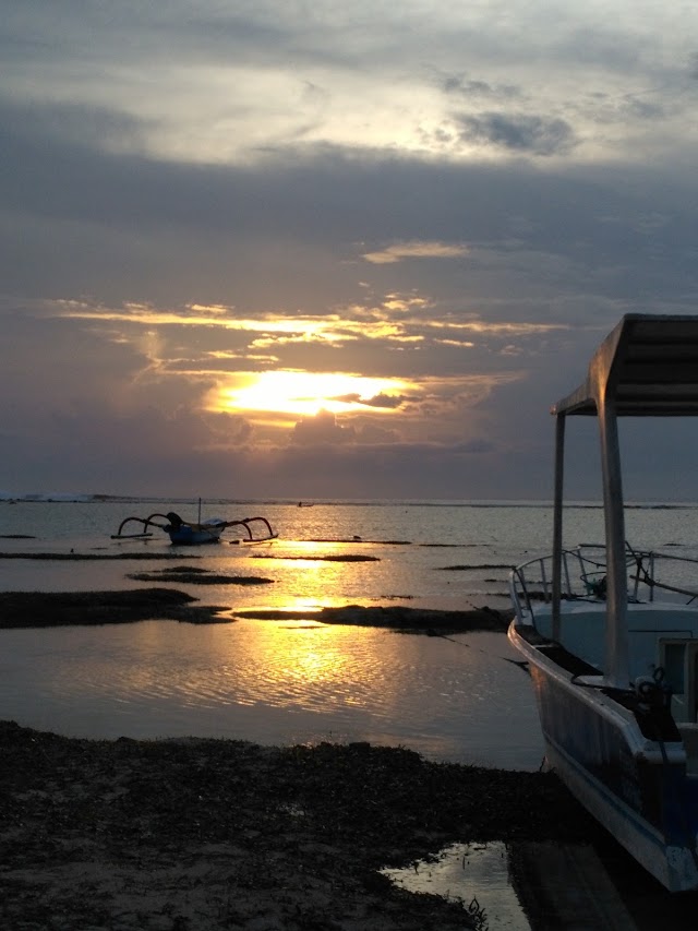 Lembongan Beach