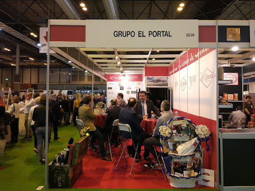 Los Caprichos Del Portal