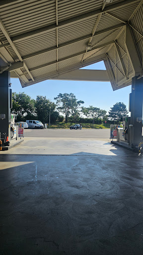 Station-service TAMOIL Bursins
