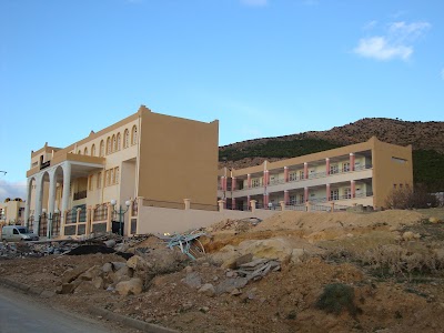 Photos of متوسطة المجاهد محمد بوفادن