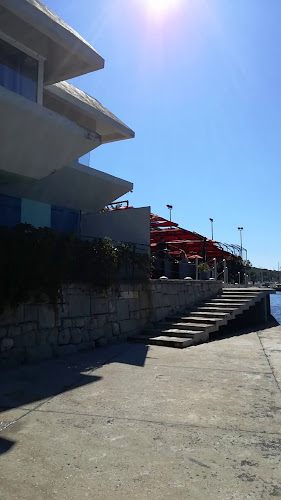 Broj telefona Restoran Gusar
