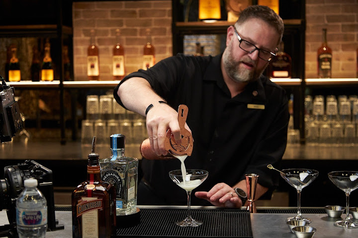 The Sporting Club by null