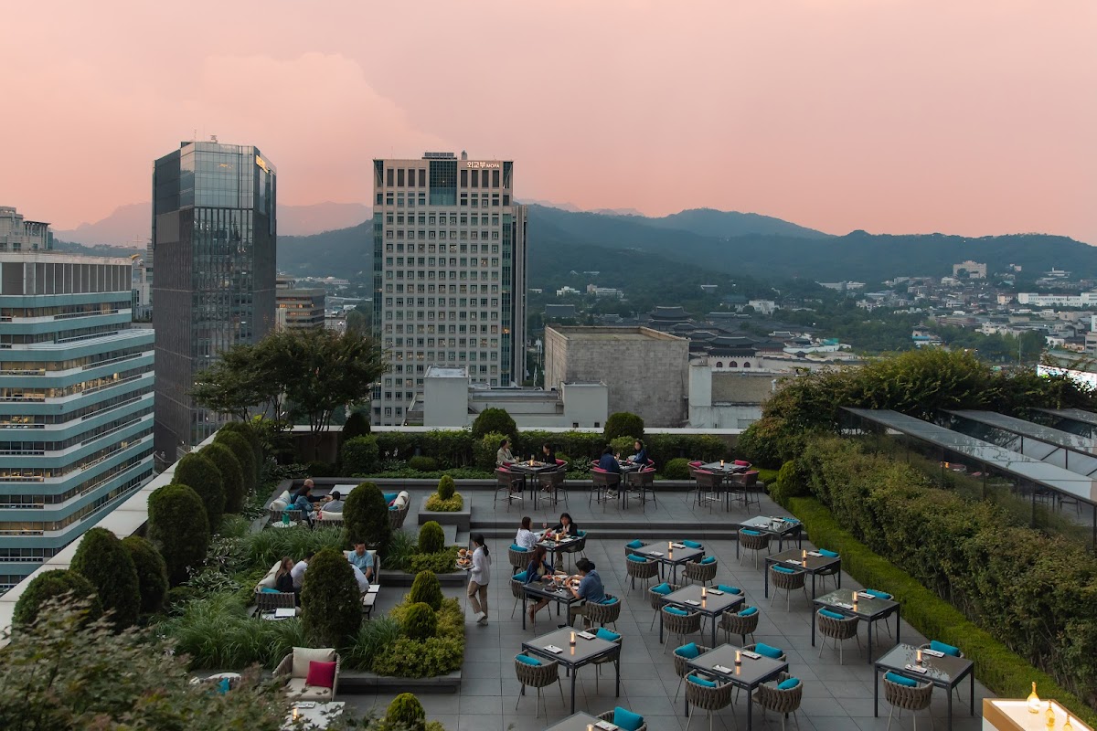 Four Seasons Hotel Seoul - 2