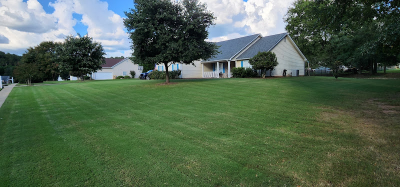 D&K LAWNCARE LLC photo