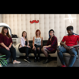 Photo n°5 de Salon de coiffure Carré VIP BARBER SHOP à Pontarlier (Barbier)