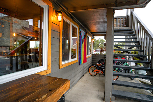 Ashore Hotel - Visual