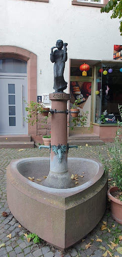 Brunnen "Die Zecherin" Gallery - Germany