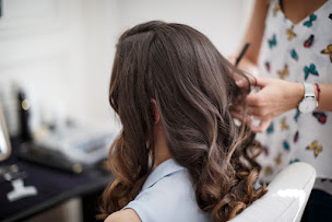Photo n°4 de AMANDINE BARLERIN COIFFURE à Chaponost (Salon de coiffure)