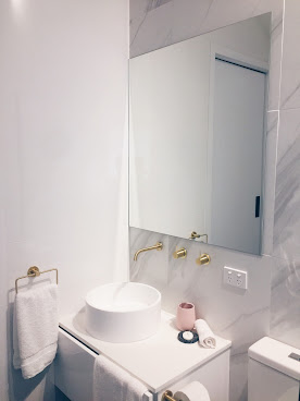 The Port O Call, Port Campbell by null