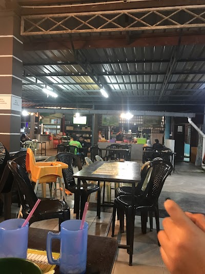 Nasi Goreng Gear Box Restaurant, Batu Pahat, Johore.