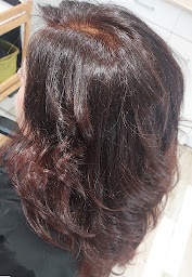 Photo n°2 de Myst'Hair Coiffeuse Thérapeute Capillaire Dermographe à Montargis (Salon de coiffure)