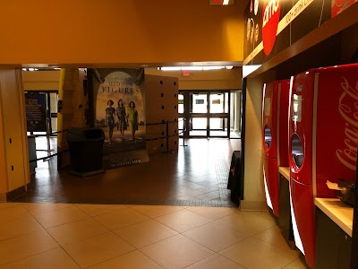 AMC Maple Ridge 8