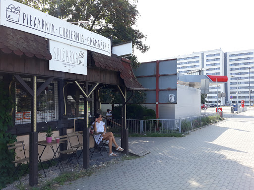 Spiżarka - piekarnia, cukiernia, garmażeria