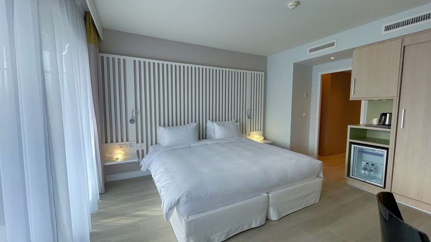 Radisson Blu Resort & Spa, Ajaccio Bay by null