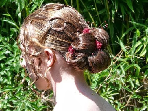 Marie-Aude, Coiffeuse et prothésiste ongulaire à Domicile - Thumbnail