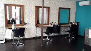 Photo n°1 de Reflet Doré à Villedieu-sur-Indre (Salon de coiffure)