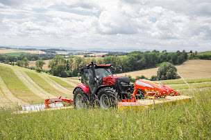 Photo n°2 de FARMINOVE - AGRINOVE à Senozan (Fournisseur de matériel agricole)