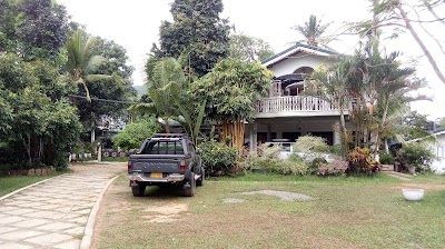 Photos of Munasinghe Mahagedara