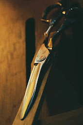 Photo n°19 de Les barbières de Châto à Châteauneuf-sur-Isère (Tatoueur)