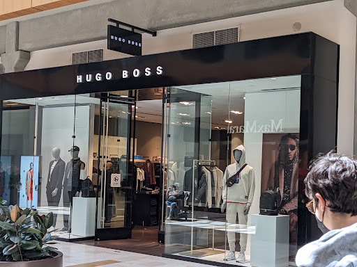 BOSS Store - Visual