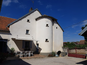 Photo n°2 de La Tourelle: Chambres d'hôtes de charme à la campagne dans la basse vallée de l'Ognon en Haute-Saône à Choye (Chambre d'hôtes)