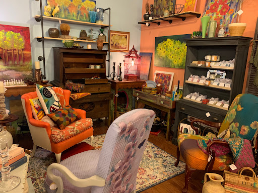 Vintage 1 Furniture and Decor - Thumbnail