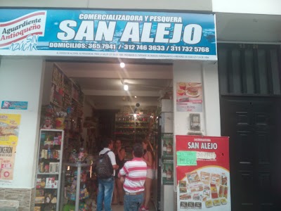 Photos of Centro Comercial La 14