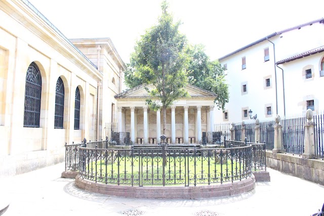Casa de Juntas de Gernika - Gernikako Batzarretxea