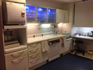 Photo n°2 de Dr Laurent AUFRERE à Tours (Dentiste)