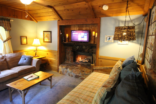 Arrowhead Pine Rose Cabins - Thumbnail