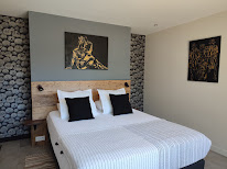 Les Murets de L'isa à Esclauzels