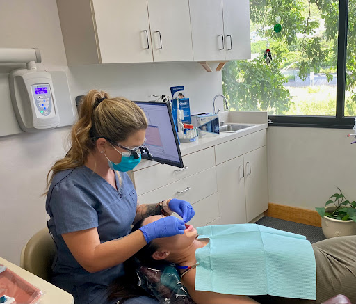 Queen's Crown Dental