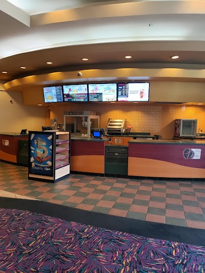 AMC Lakewood Mall 12